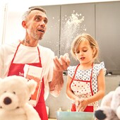 Farine sur le nez, sourire jusqu'aux oreilles, pas de doute, c'est bien la fête Chandeleur 🥞

Parce qu'en cuisine comme dans la vie, les meilleurs moments sont ceux qui réchauffent le cœur ❤
Une fois les crêpes dégustées, "au dodo" avec l'odeur de la lavande pour digérer en douceur et profiter d'un sommeil réparateur.

➡ Et vous ? Quel est votre programme de la journée ?
Bonne Chandeleur à tous les gourmands !