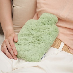 Vous subissez des règles douloureuses ? 🌿
Essayez cette solution : une bouillotte Pelucho placée sur le bas ventre 😊

La chaleur améliorera la circulation du sang et réduira les douleurs menstruelles. Elle détendra aussi vos muscles et favorisera votre apaisement 🫶

Si vous souhaitez tenter cette solution, le lien de notre site internet est dans notre bio 💓

#douleurs #douleursmenstruelles #reglesdouloureuses #thermotherapie #naturopathie #chaleur #bouillottes #bouillotteseche #bouillottemicroonde #mauxdeventre #bouteille